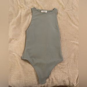 Aritzia babaton bodysuit
